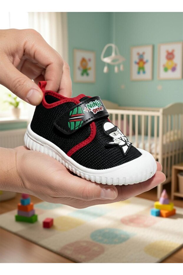 Black Boys' Plush Comfortable Sole Velcro Adjustable Home School Nursery Slippers Shoes
