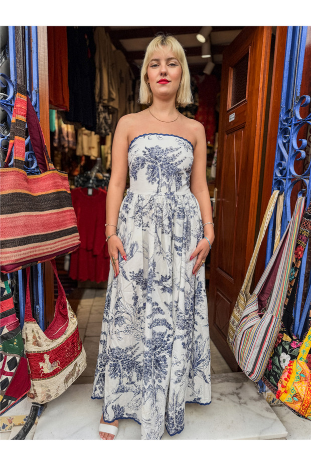 White Color French Pattern Strapless Bohemian Dress