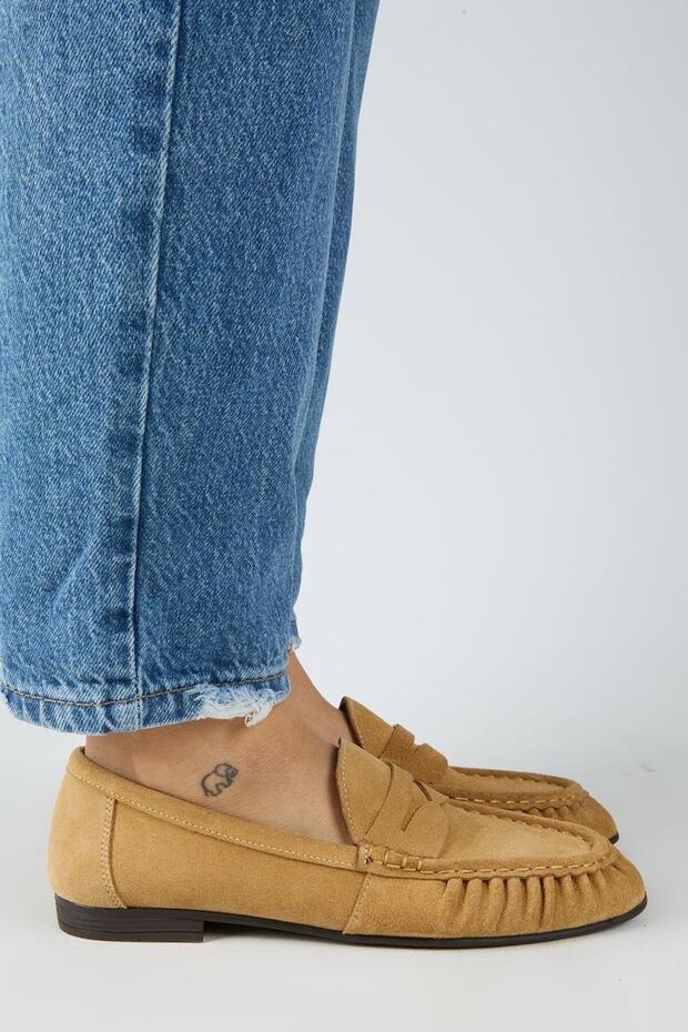 Tuubi Women's Genuine Leather Pleated Loafer Sand Shoes