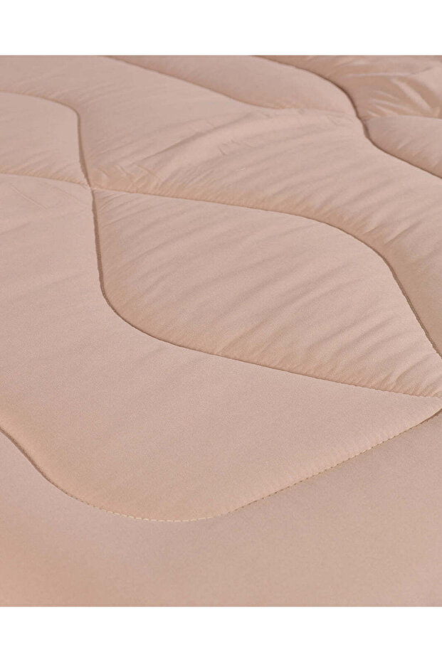 Beige Solid Comforter (King Size) - 3