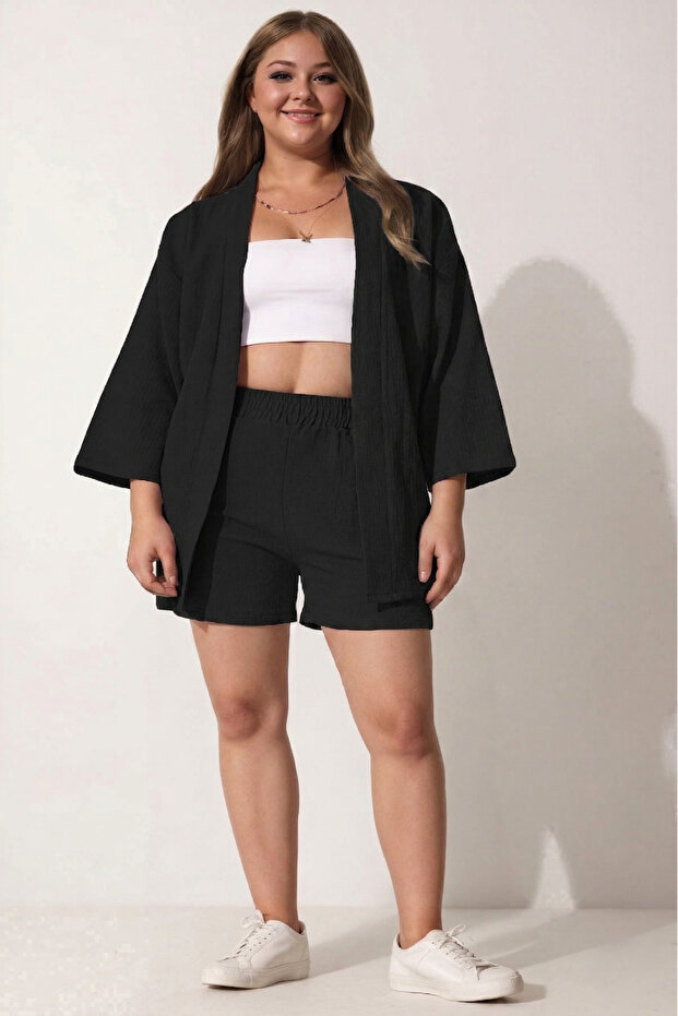 Plus Size Black Kimono Knitted Set with Shorts