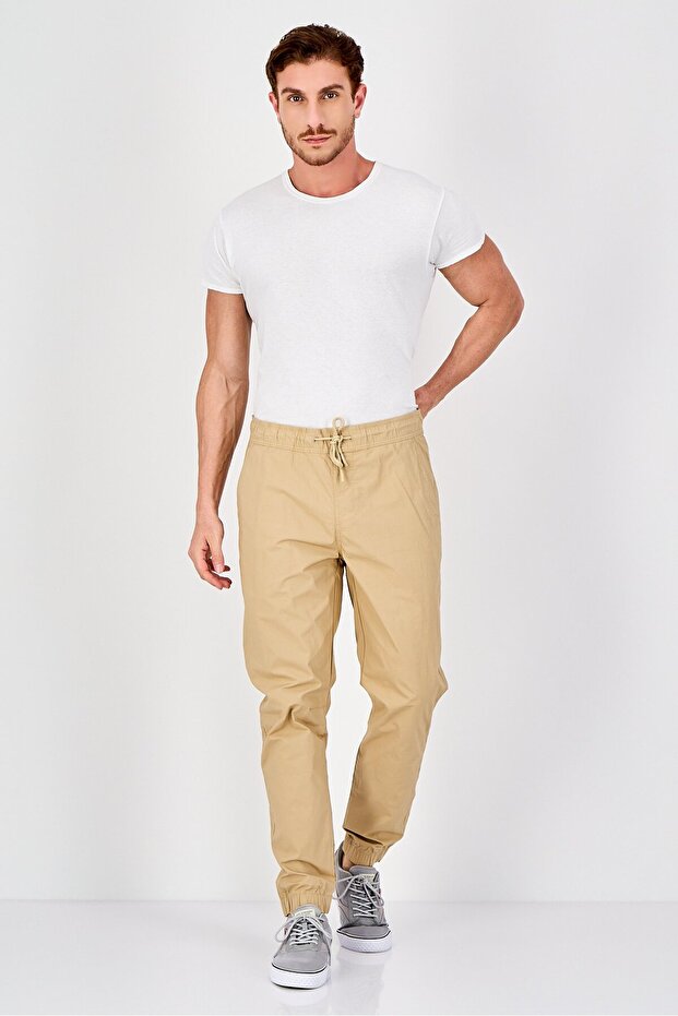 Men Regular Fit Solid Jogger Pants, Tan - 4