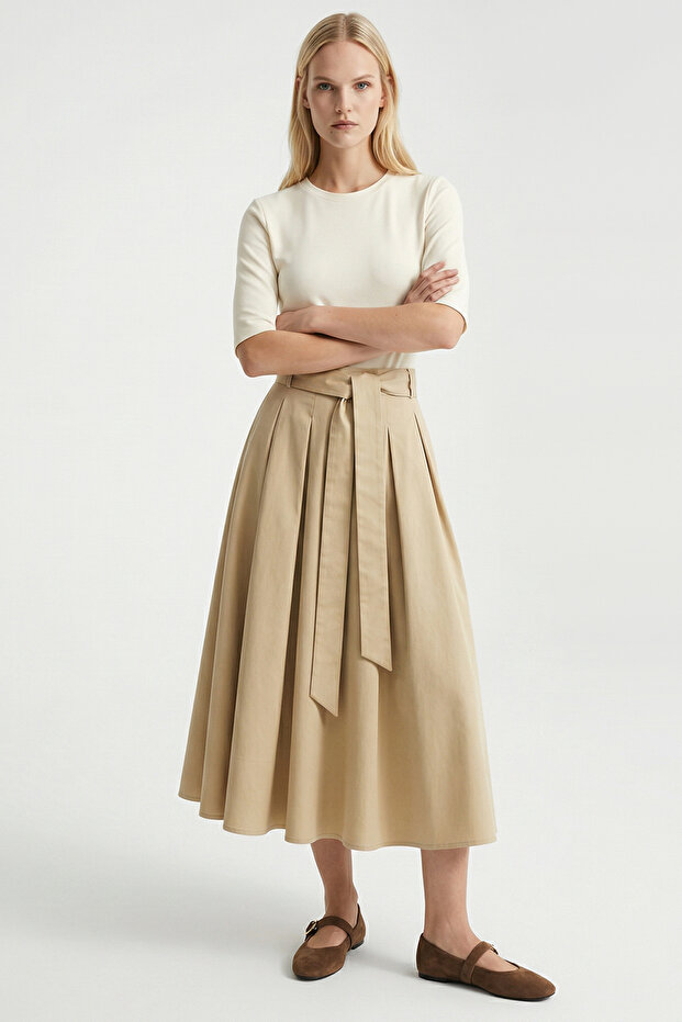 Crew Neck Short Sleeve Belted Pleated Regular Midi Dress