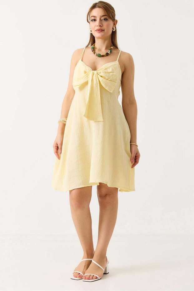 Women's large bow detailed muslin strap mini dress yellow
