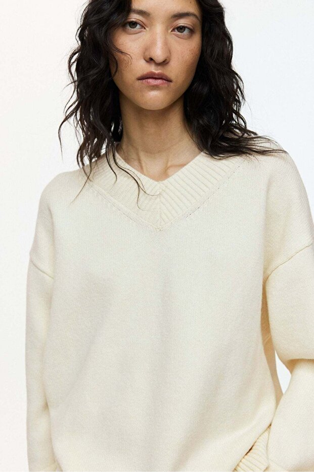 V-neck jumper - 2