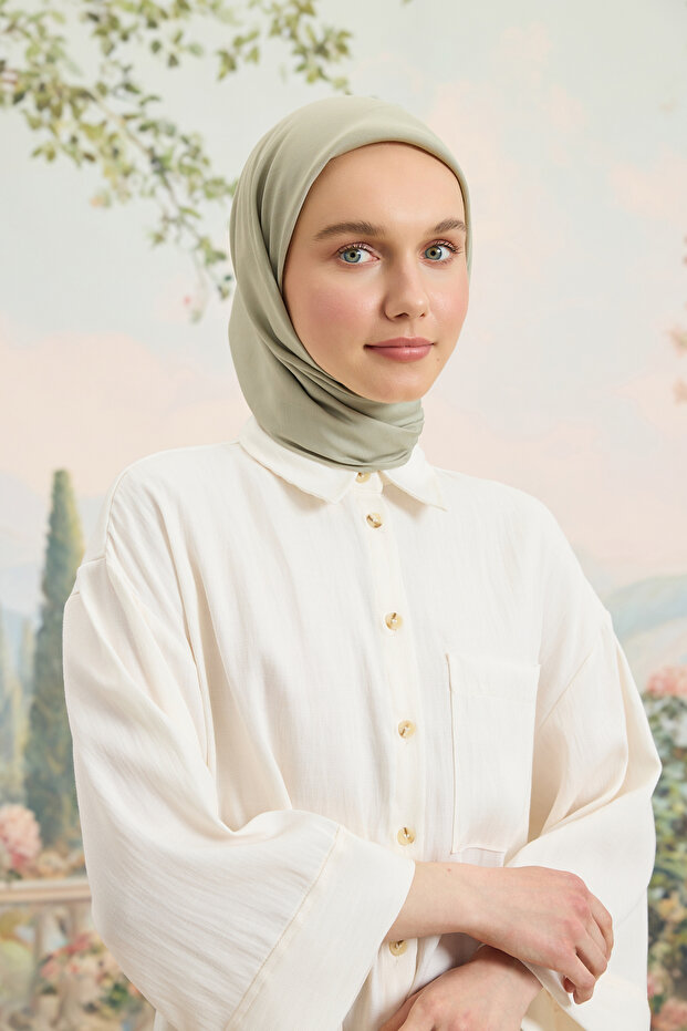 وشاح فلوش فيسكوز سادة اللون باللون الأبيض