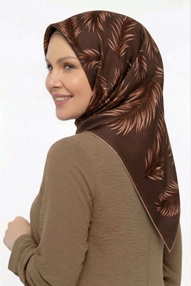 وشاح كريستال D8 بني