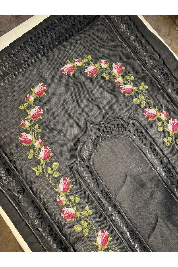 Tulip Patterned Machine-Made Single Prayer Mat