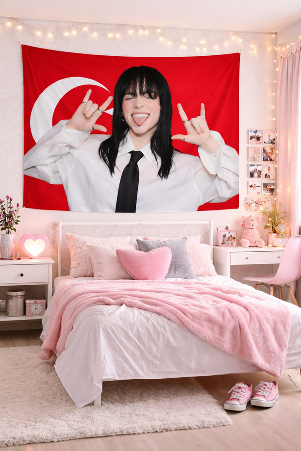 Billie Eilish in Front of the Turkish Flag Wall Cloth / Wall Tapestry