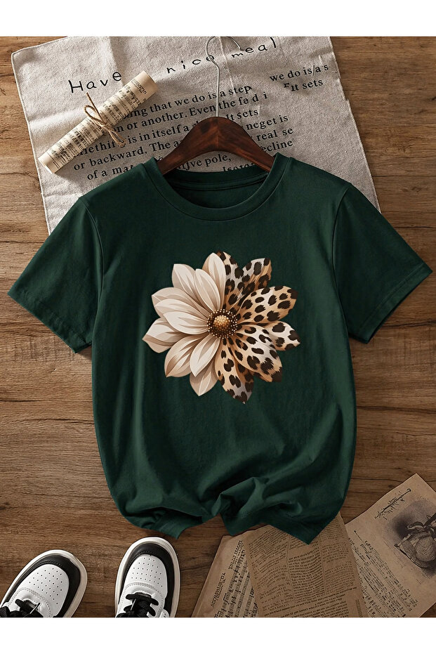 Leopard Daisy Printed Oversize Tee / T-Shirt