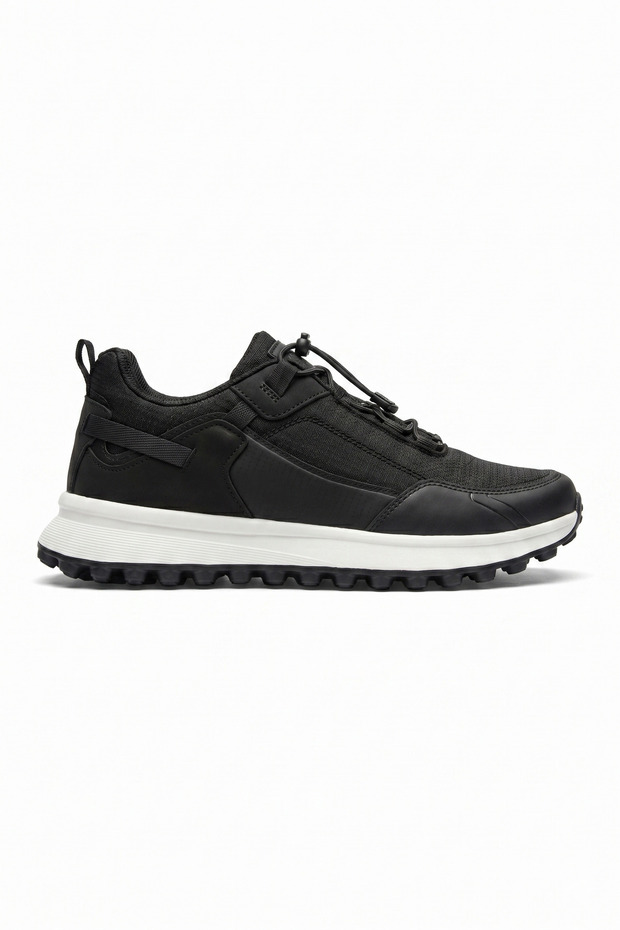 Unisex Black Sports Shoes White Sole Lightweight Comfortable Daily Walking Sneaker