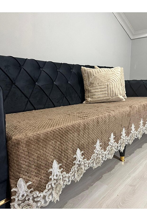 Lace Velvet Patterned Non-Slip Sofa Throw Luxury Seating Area Cover 80X210Cm