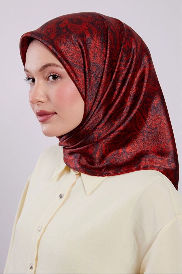 وشاح كريستال لامع بنمط عرقي