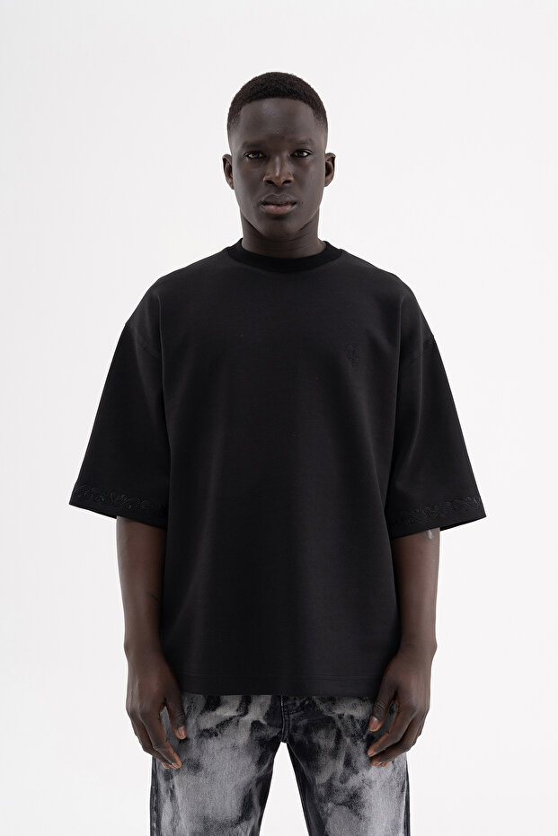 Men's Ethnic Embroidered Double Face Oversize T-Shirt Black