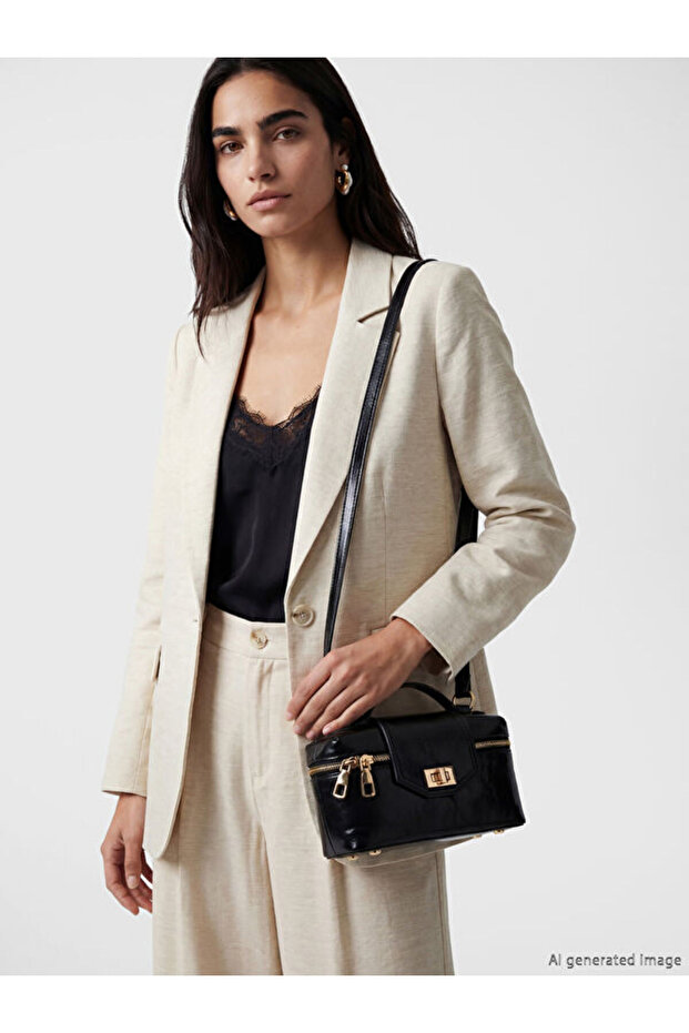 Esvab • Modern & Distinctive Leather-Look Women's Shoulder Bag