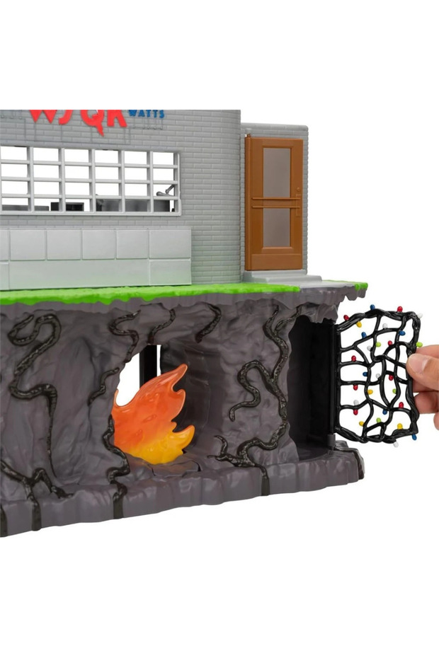Licensed Stranger Things the Squawk Headquarters with Robin Figure - 5