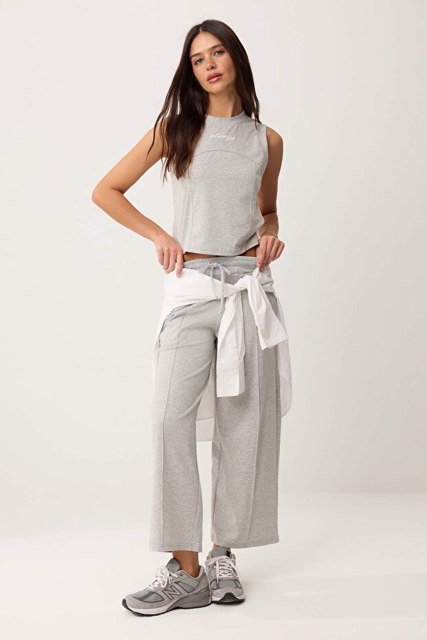 Gri Melanj Düz Wide Leg Kısa Geniş Paça Yumuşak Örme Alt - Üst Takım TWOSS26AU00163