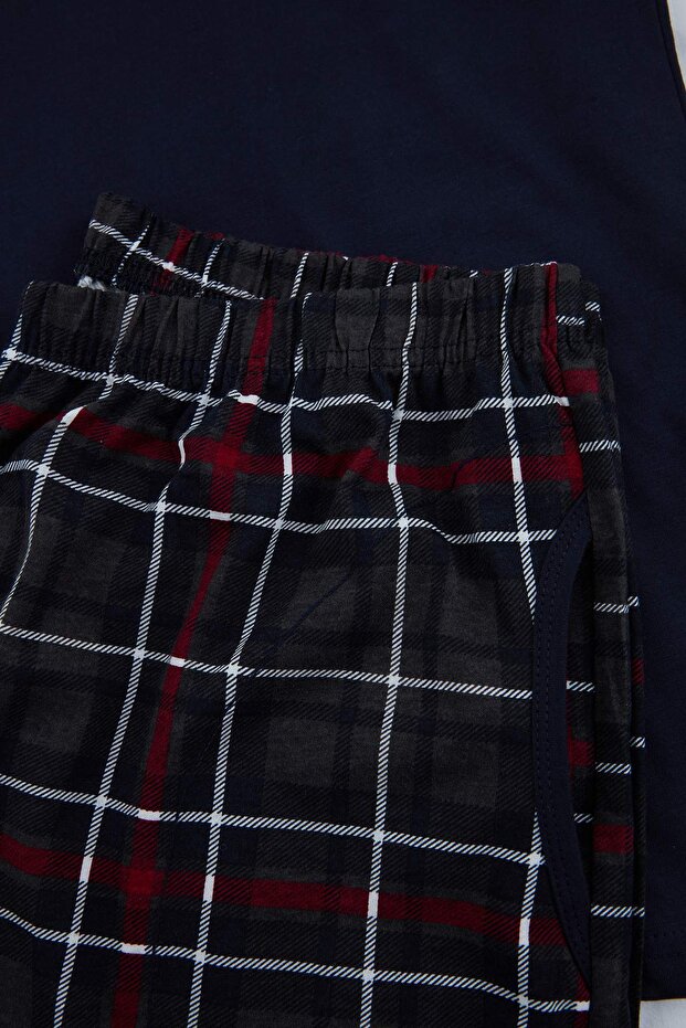 Lacivert Regular Kesim Köpek Balığı Baskılı Ekose Örme Pijama Takımı TMNSS26PT00060 - 3
