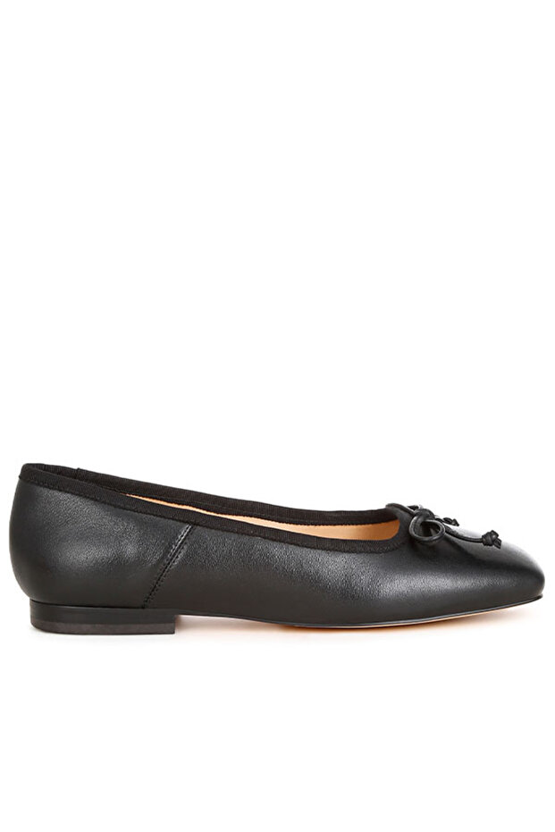 Women Square-Toe Bow Ballerinas in Black