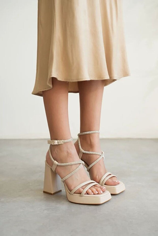 Women's Beige Heeled Sandals Tr12My02C