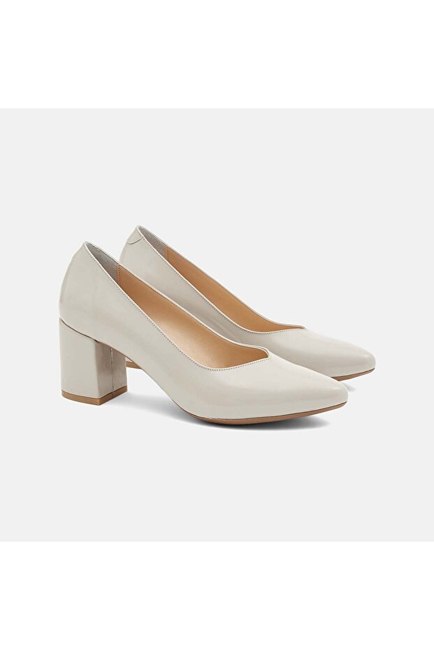 Women's Beige Patent Leather Thick Heeled Shoes