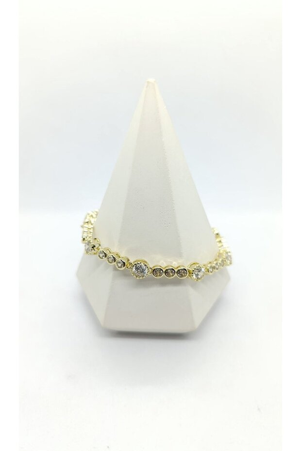 Golden Glow – Sparkling Elegance Bracelet