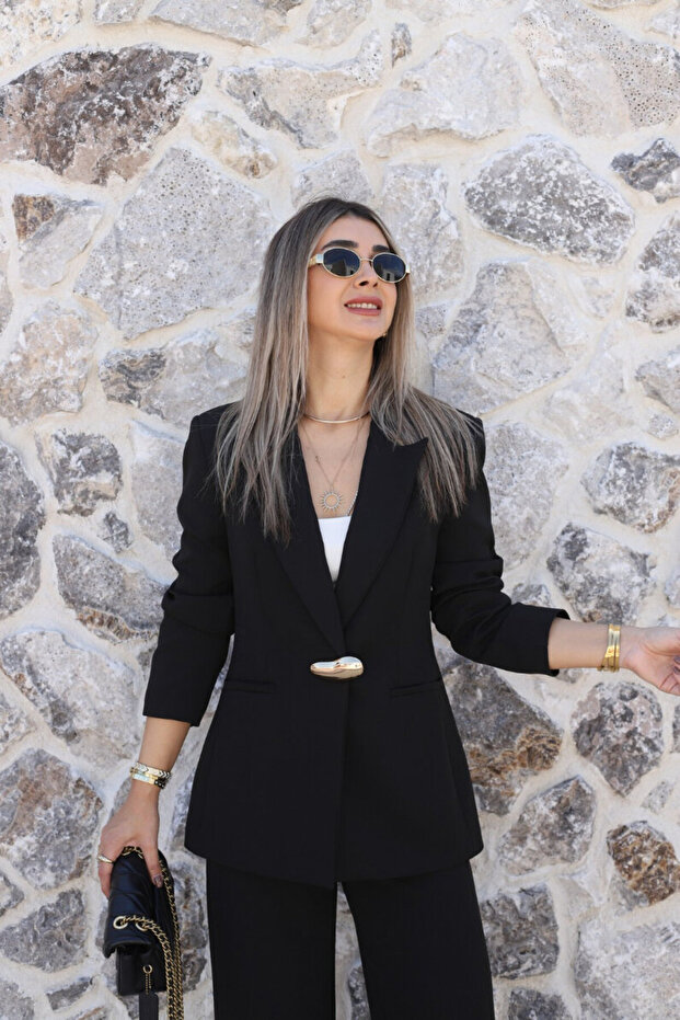 Black Button-Down Blazer Suit - 3