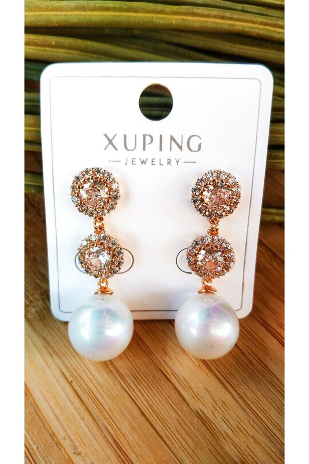 Luxury Pearl Figured Dangle Earrings