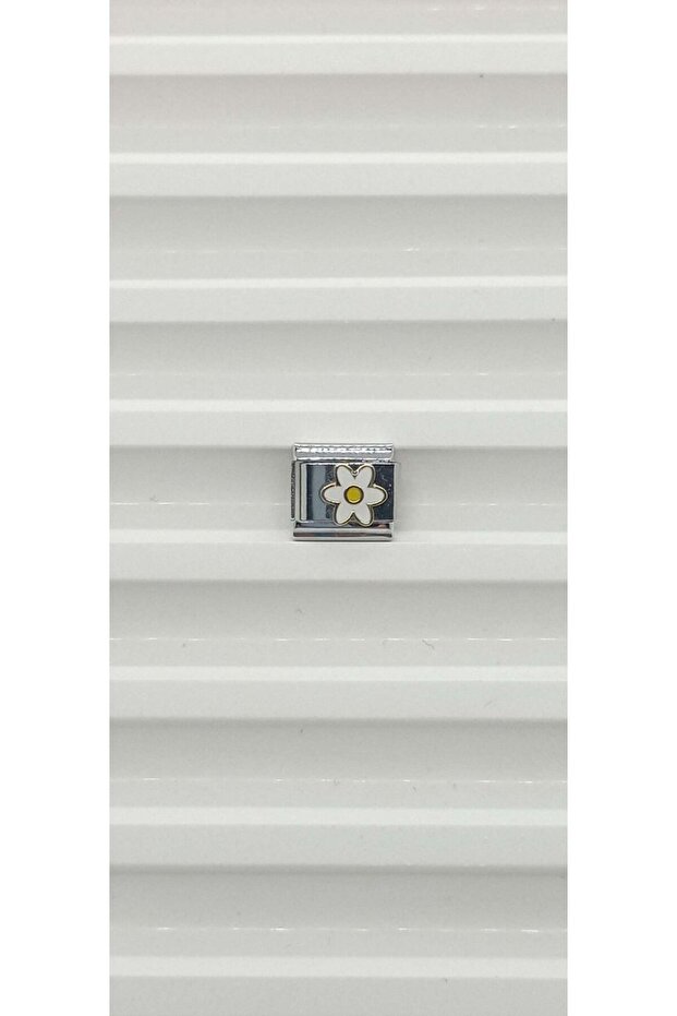 Daisy Patterned Nomination Charm - 1