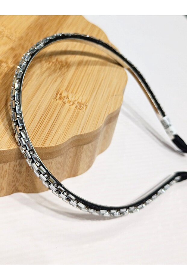 Luxury Stone Thin Crown