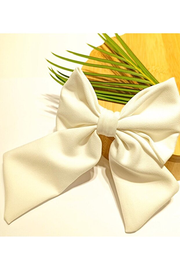 White Ribbon Buckle
