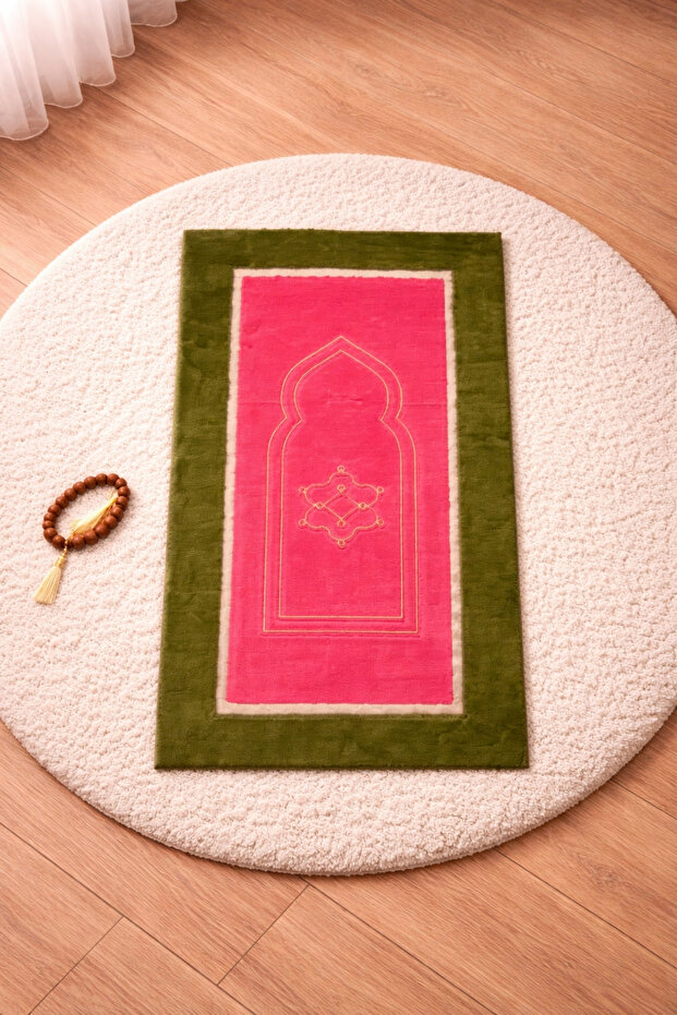 Pesticide Green - Fuji Plush Praying Mat