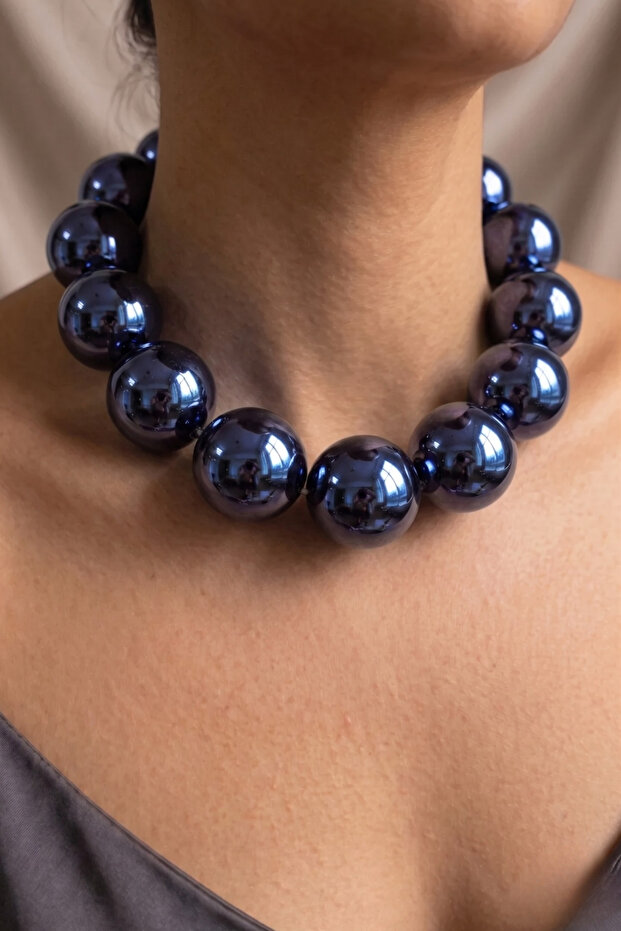 Big Ball Style Necklace Midnight Blue Color
