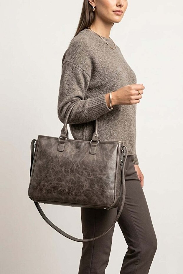 26Yc1042 Women's Shoulder Bag Mink