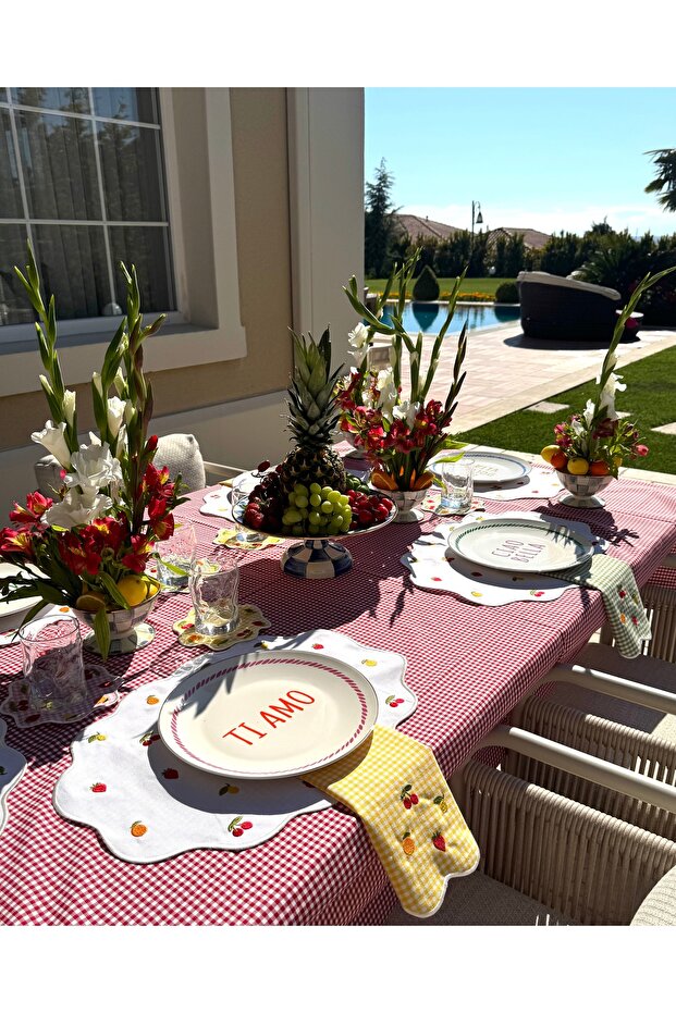 Gingham Tablecloth