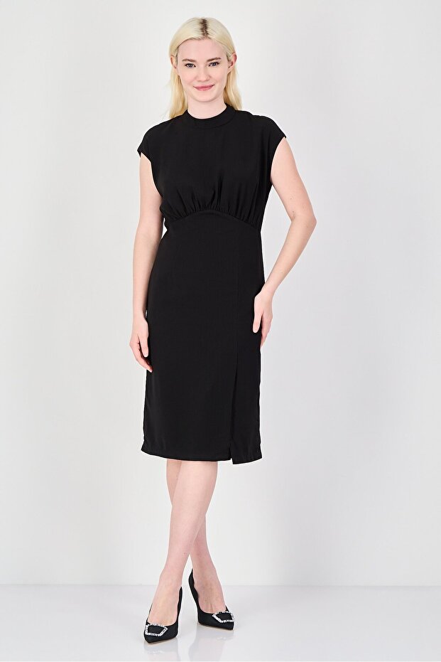 Women Solid Midi Dress, Black