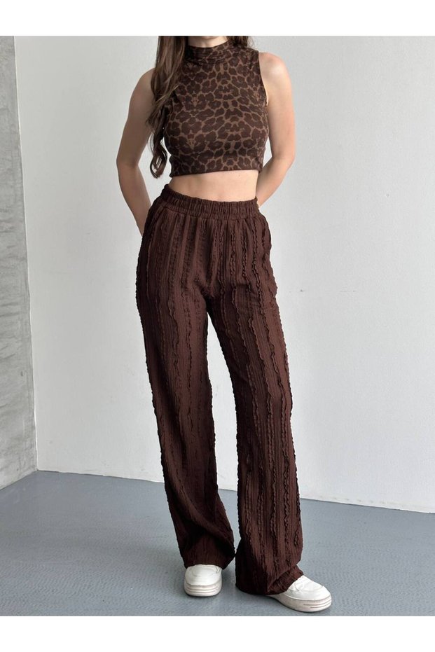 Women's High Waist Vertical Textured Lettuce Edge Detailed Palazzo Trousers