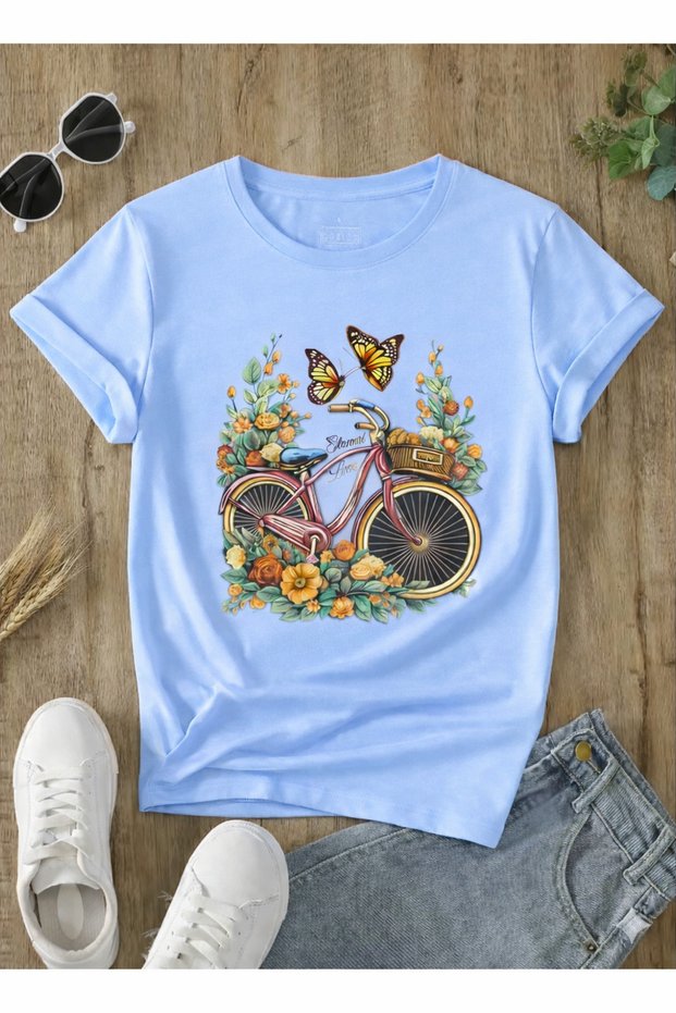 Unisex Oversize T-Shirt / Tee-Shirt with Butterfly and Bicycle Print