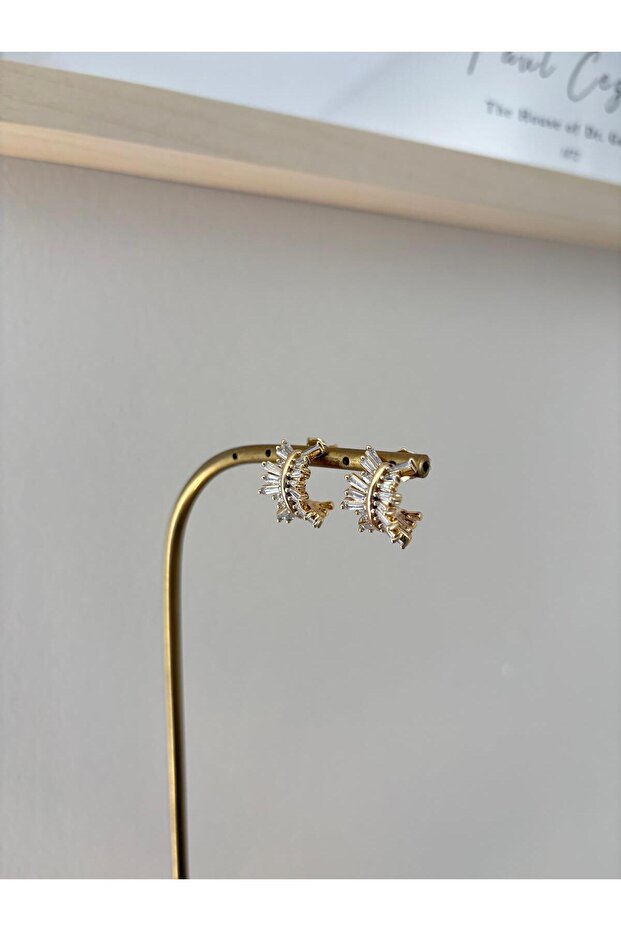 Special Design Baguette Stone Fringed Xp Gold Earrings