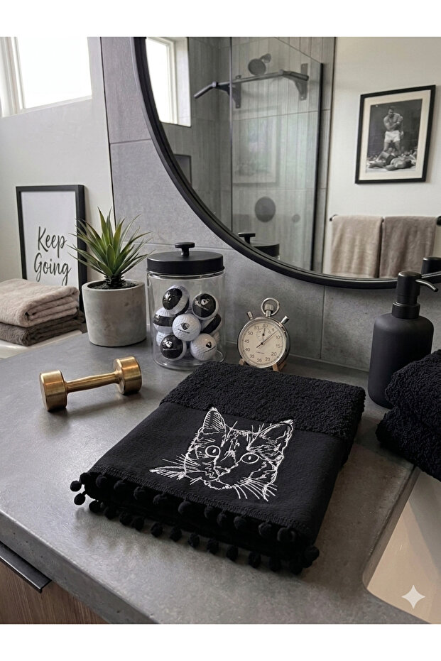 100% Cotton Cat Figure Embroidered Hand and Face Towel Stylish Licensed Design Towel