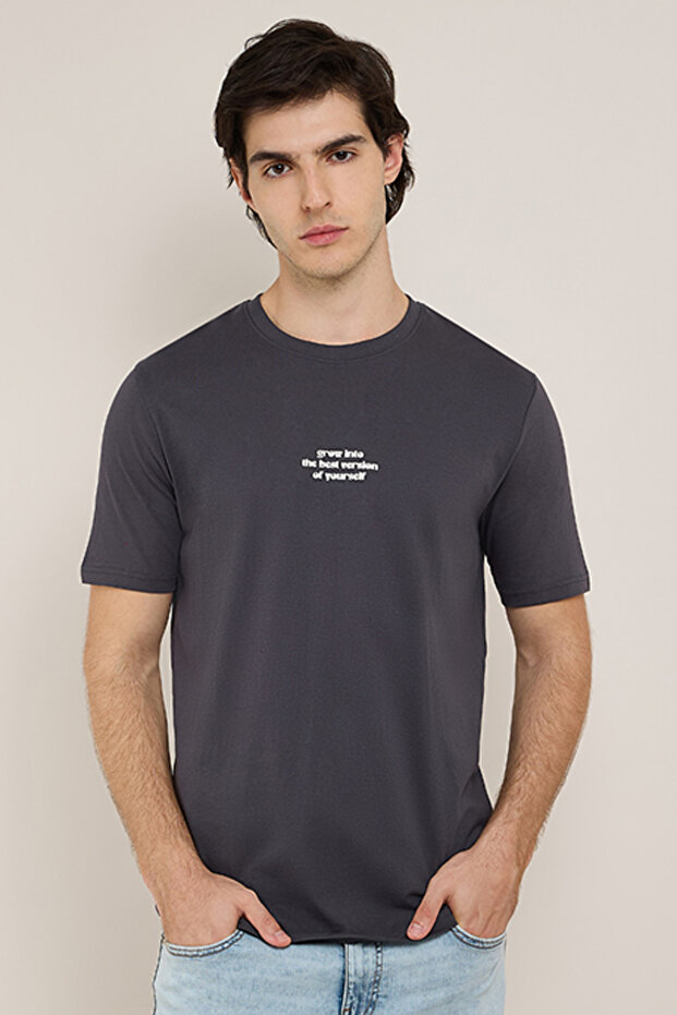 Typography Print T-Shirt with Crew Neck and Short Sleeves