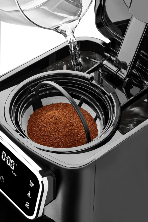 CD 2011 Black drip coffee maker - 8