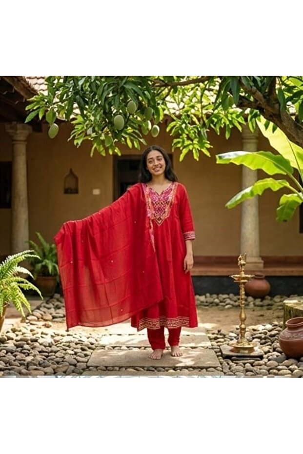 Women’s Elegant Embroidered Kurta Set with Dupatta – 3/4 Sleeve Ethnic Kurtis & Pants Suit,