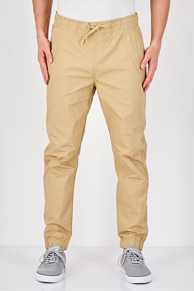 Men Regular Fit Solid Jogger Pants, Tan - 1