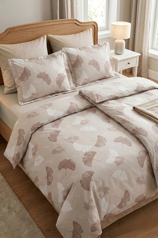 Sofira 100% Cotton Satin 200 Tc (80 Thread) Printed Family Size Duvet Cover Set - 2 Duvet Covers (7 Pieces)