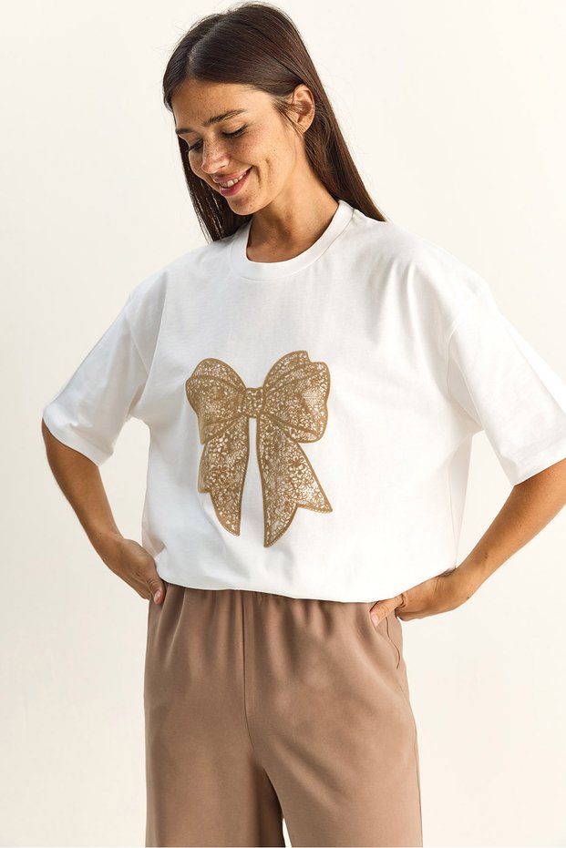 Women's White-Beige 100% Cotton Crew Neck Velvet Bow Printed Oversize T-Shirt Öt261034 60286083