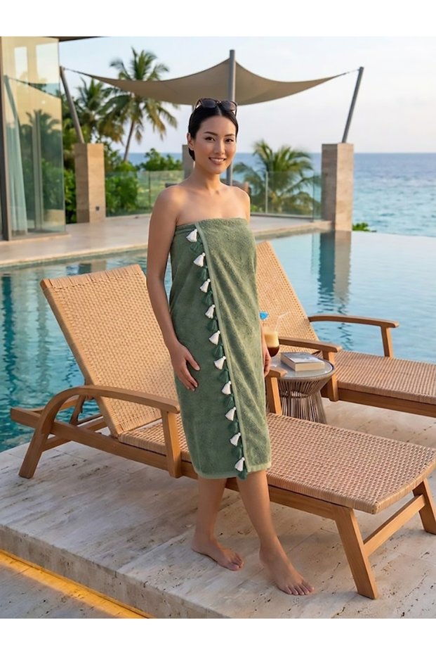 100% Cotton Beach Towel - Tassel Detail - Water Absorbent Towel - 90 X 150 cm