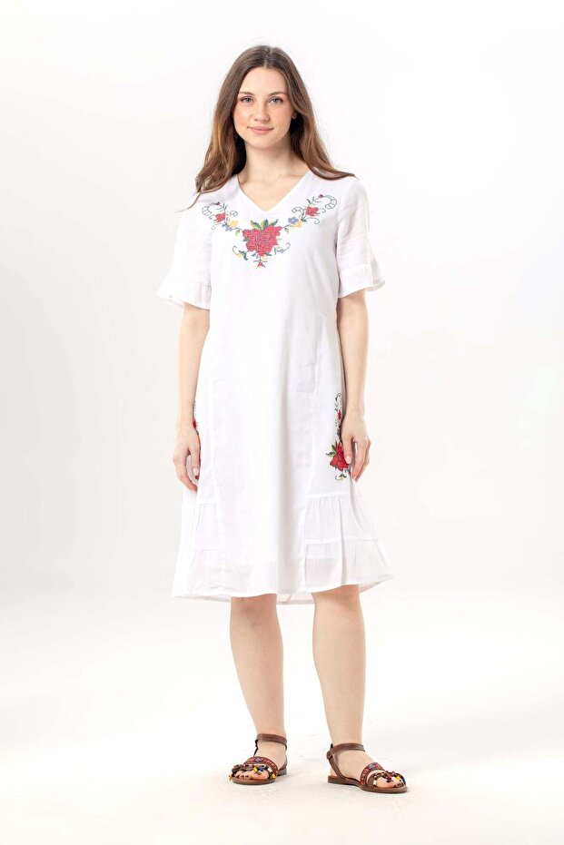 Short Sleeve İrem Embroidery Detailed Midi Length Summer Şile Fabric Dress White Byz