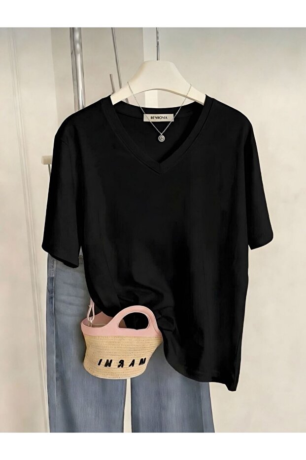 V-Neck Oversized T-Shirt 3Vq4