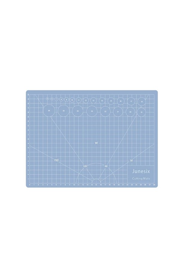 Transparent A4 cutting board